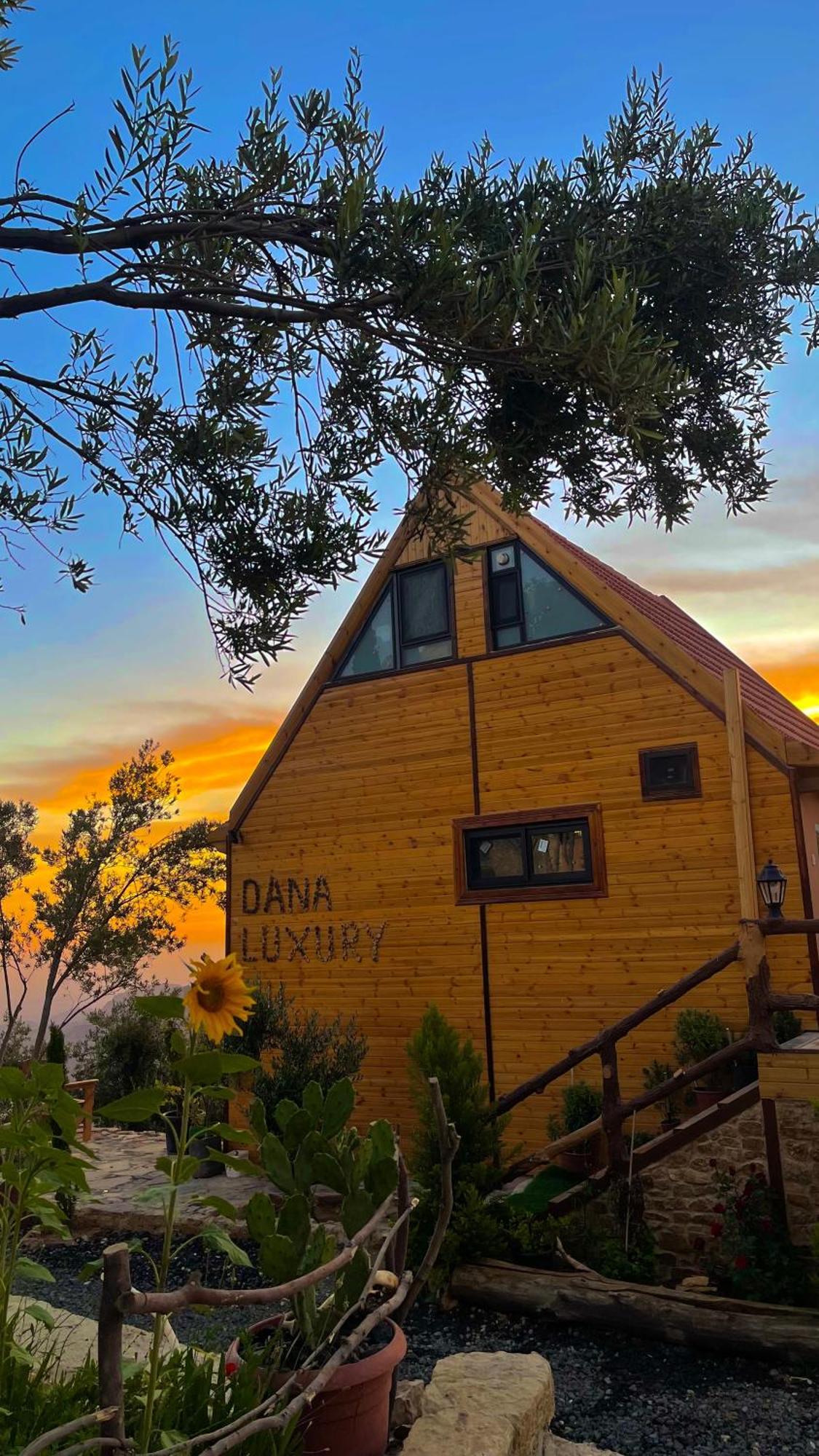 Hotel Dana Luxury Huts Extérieur photo